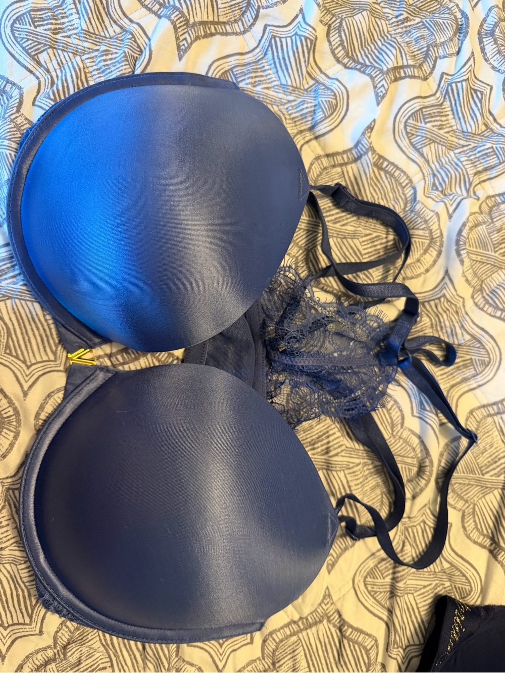 Victoria's Secret Navy Blue Lace Push-Up Bra